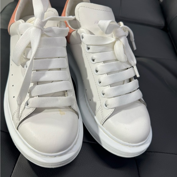 Alexander McQueen shoes in great condition - Picture 3 of 6